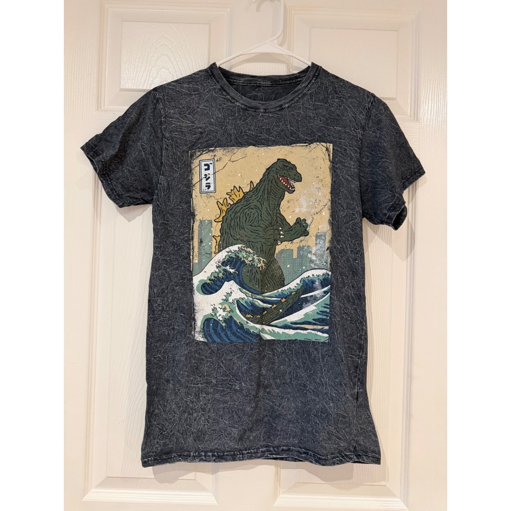 Godzilla‎ Great Wave Graphic T-Shirt Mens Small Charcoal Acid Wash Toho Kaiju